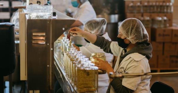 How working longer hours affects alcohol consumption