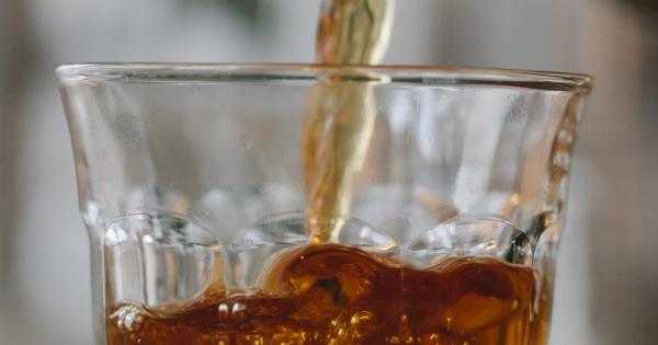 Why you should always add ice to your hot tea?