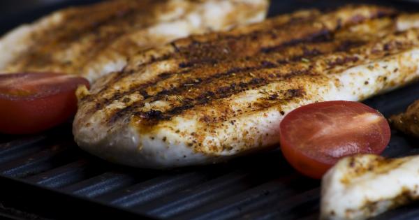 5 Mistakes to Avoid When Cooking Chicken and Fish to Reduce Carcinogenic Risk