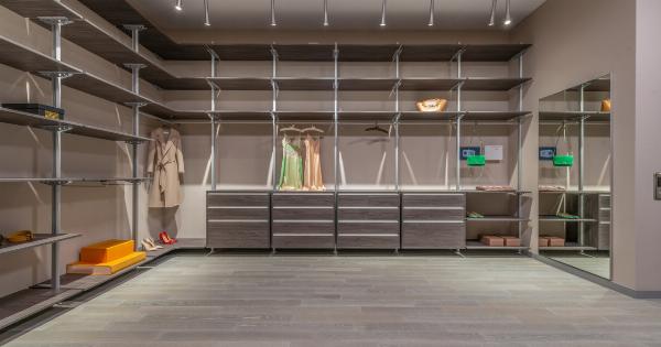 The Secret to How Many Pairs of Shoes We Wear in Our Lives