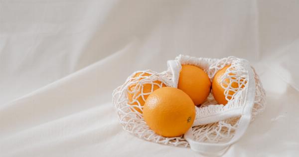 Ten Fruits with More Vitamin C Than Oranges
