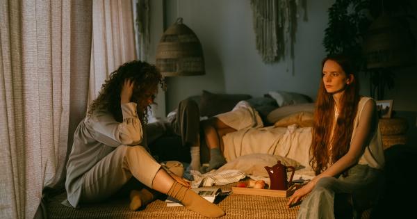 Why sleeping after eating can harm you