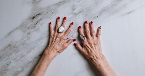 Unveiling your age through hands