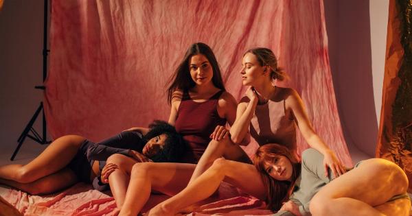 Does wearing underwear affect the chances of getting pregnant during sex?