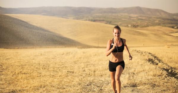 4 Ways Running for 5 Minutes a Day Boosts Your Well-Being