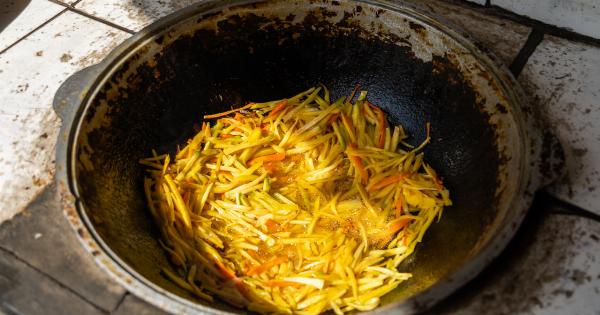 New Research Links Vegetable Oil Frying to Health Issues in the Future