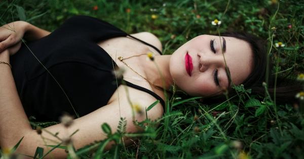 How long sleep duration affects dementia and premature mortality