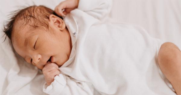 What is the Best Time for a Newborn to Eat?