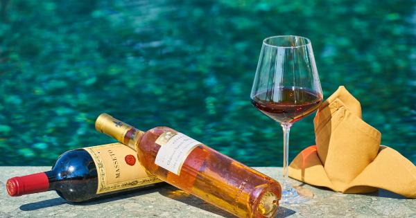 Can You Drink Alcohol and Still Lose Weight?