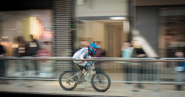Removing the Melissa Sting Center: How Fast is Too Fast?