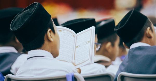 Obesity and Colon Cancer Risk in Adolescent Boys