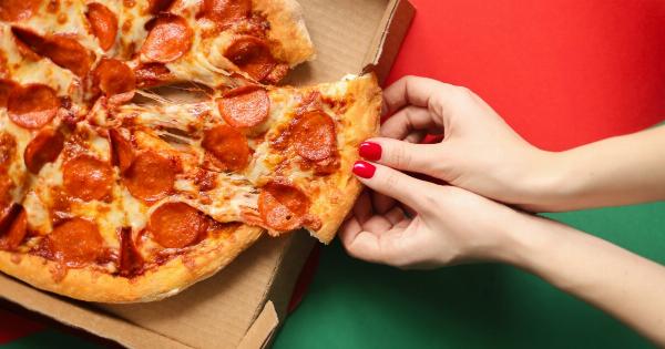 How many slices of pizza equal 2,000 calories?
