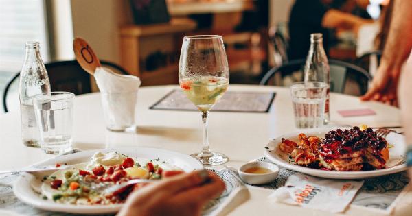 Gluten-free dining: 12 tips for eating out safely