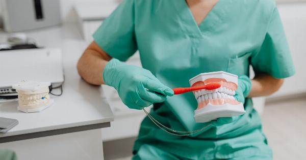 5 Signs That Your Teeth Brushing Technique Needs Improvement