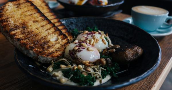 The Alzheimer’s-Protective Powers of Eggs, Fish, and Meat