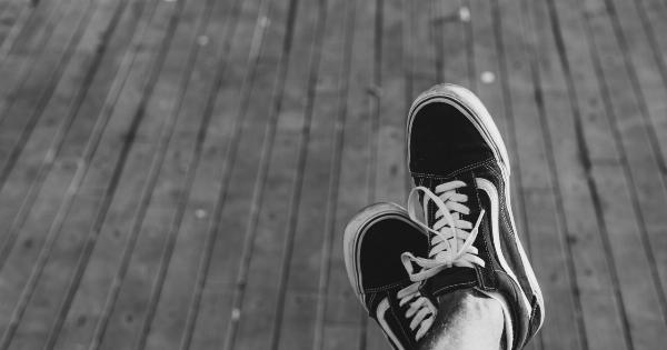 5 tips for selecting the best sneakers for your feet