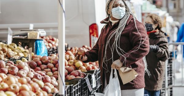 Preventing premature birth: Foods to focus on