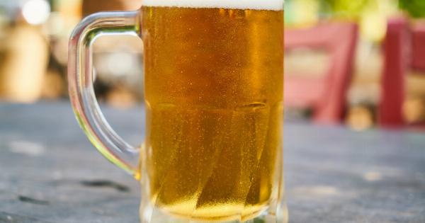 The Science Behind Beer Foam and Stomach Issues: What You Need to Know