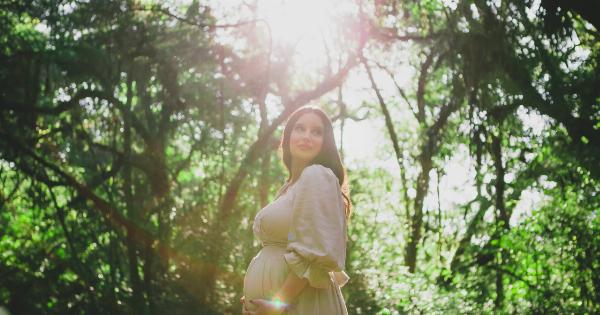 Preventing and treating gastroesophageal reflux in pregnant women