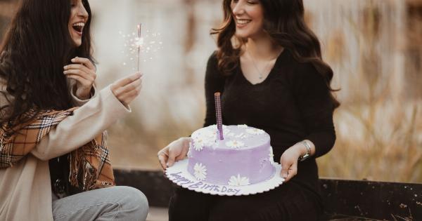 Three-Ingredient Cake Magic in Two Easy Moves