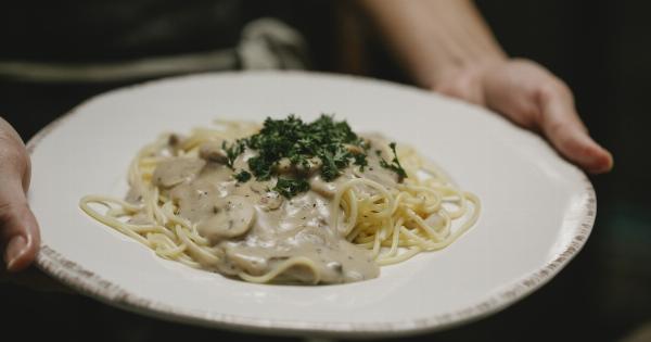 Veal escalope with mushroom cream sauce