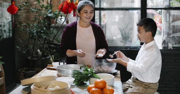 5 Powerful Herbs in Your Kitchen That Can Help Coughs