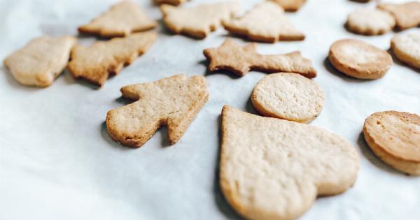 Eggless Crisp Cookies with Lukumia Filling