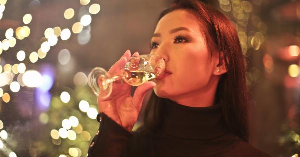 How the Eyes Reveal Changes in Alcohol Trends