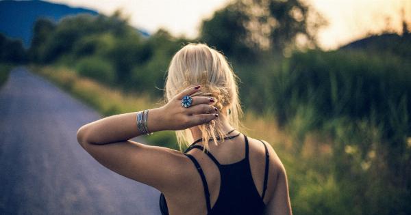 The All-Natural Way to Say Goodbye to Oily Hair