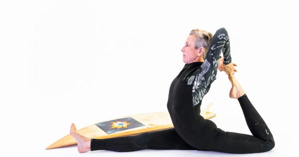 Menopause: Conquer Symptoms with Stretching