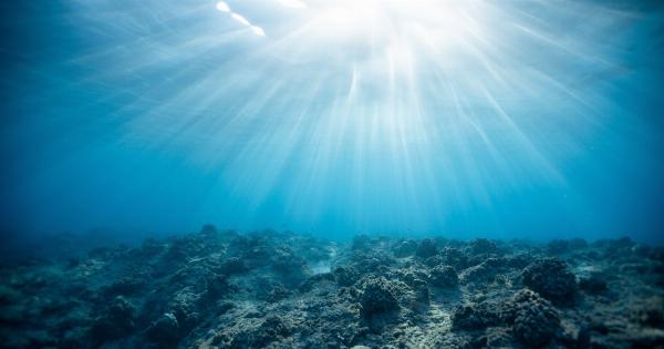 The deep maroon light that influences blood pressure