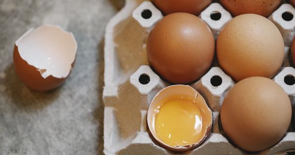 Consuming Cooked and Raw Eggs: Safety and Nutrient Comparison