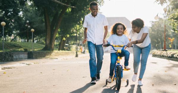 Teaching Kids How to Brush Their Teeth: A Guide for Parents