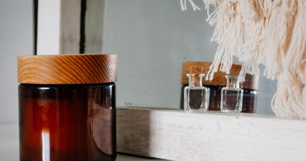 Essential Oils 101: Treating Skin Conditions at Home