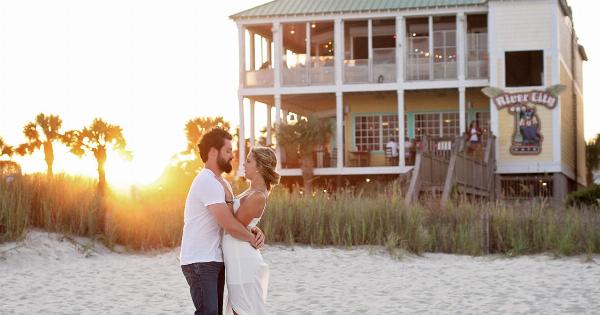 Sun, Sand, and Blood Sugar: Managing Diabetes on a Summer Getaway