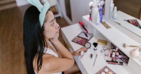 Beauty Mistakes That Every Woman Must Stop Doing