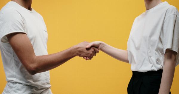 Handshake Health Signals: What Your Handshake Can Reveal About Your Health